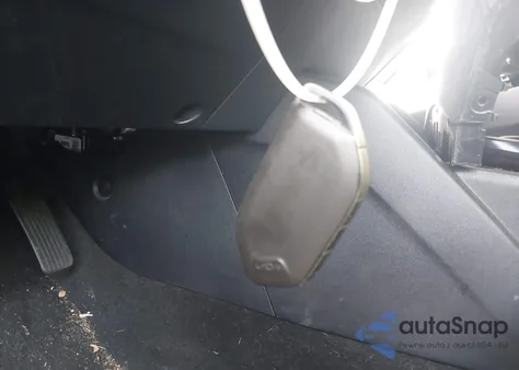 2025 Kia K4 Lxs z USA, uszkodzony, nr VIN 3KPFT4DE5SE158648